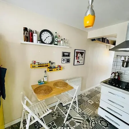 Apartment Terrace Flat In The Kadikoy Center