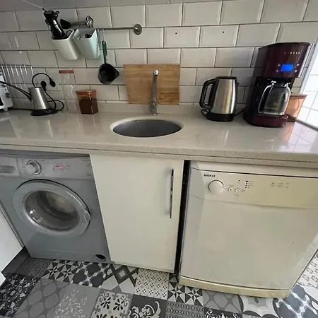 Terrace Flat In The Kadikoy Center Apartment *